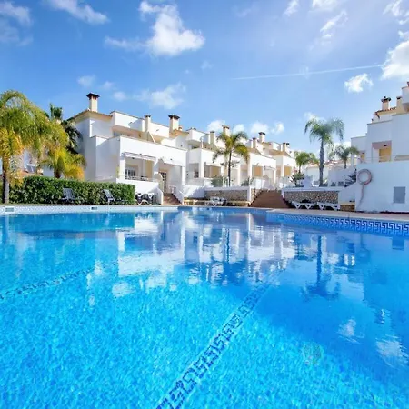 Rui's - Farmvillage - Free Wifi Lägenhet *